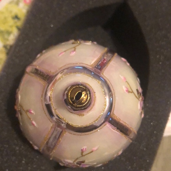 New Komozja Family Glass collectors ornament - Picture 8 of 8